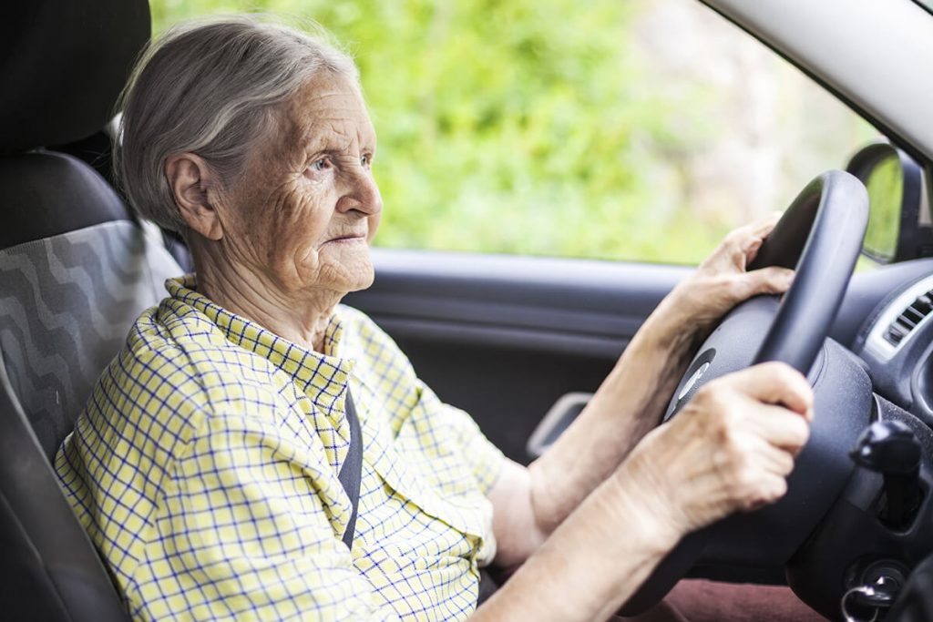 Traveling with a Senior? Check Out These Tips to Keep It Safe and Fun