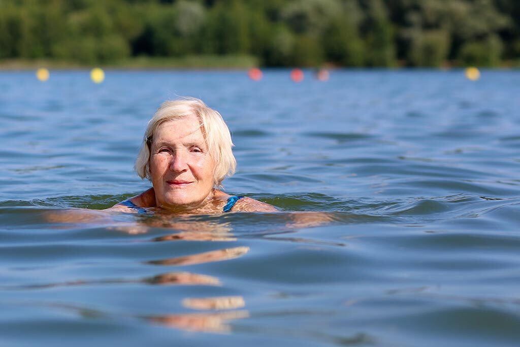 4 Ways Your Loved One Can Enjoy a More Holistic Approach to Senior Living