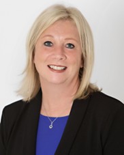 Julie Mennen Consultant & Placement Specialist